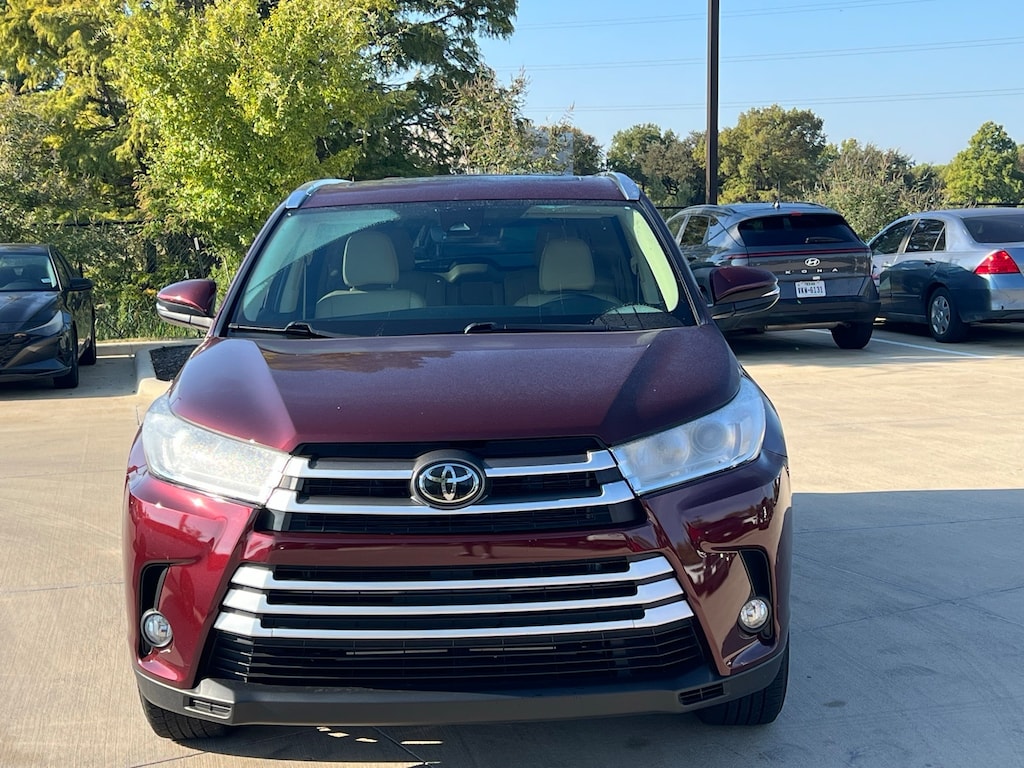 Used 2019 Toyota Highlander XLE SUV
