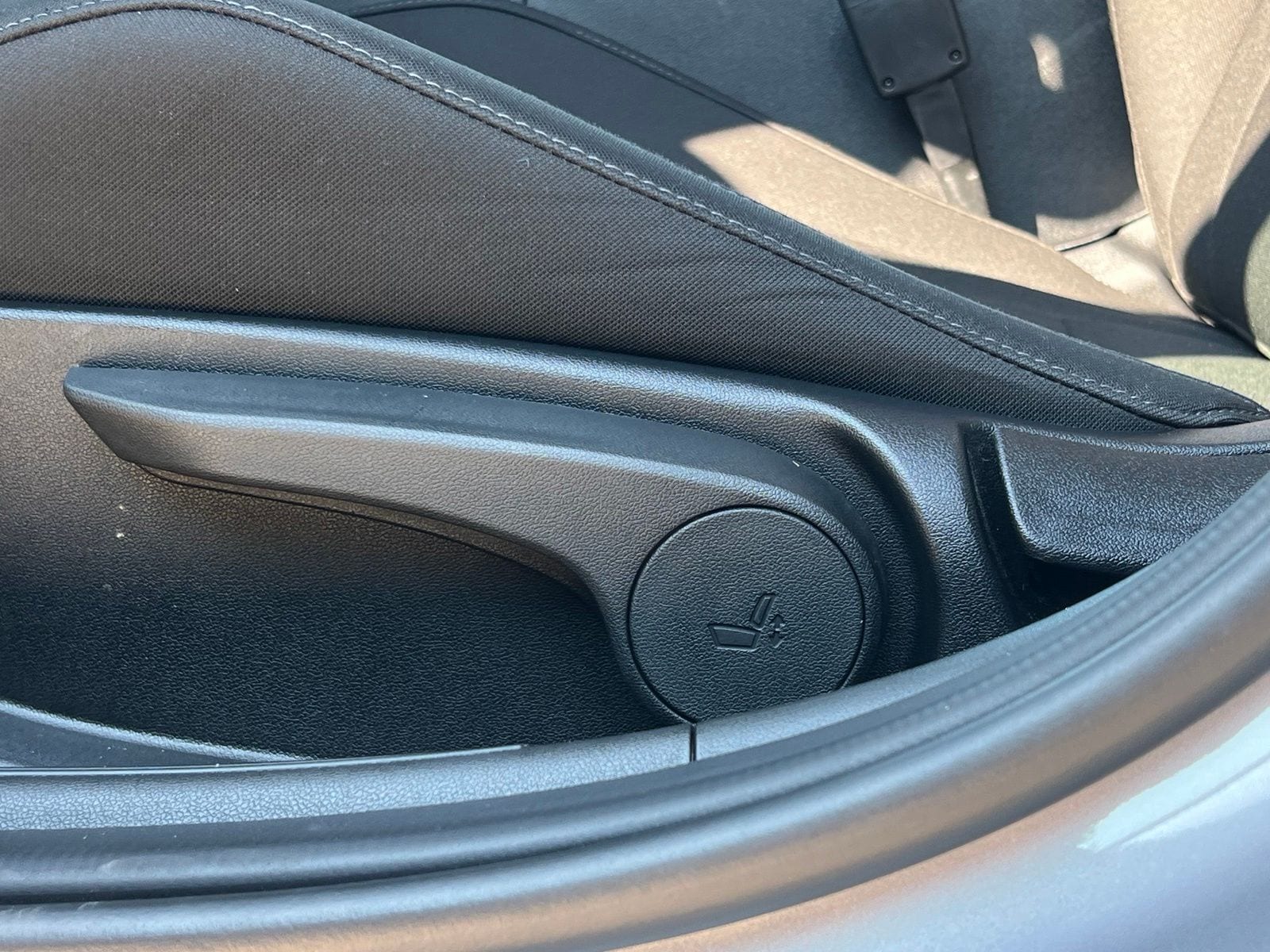 2025 Hyundai Elantra SEL - Photo 26
