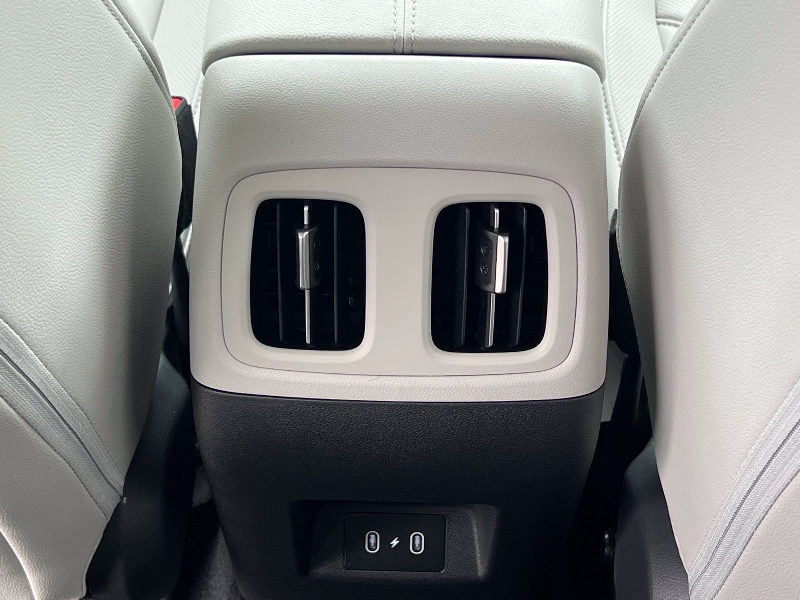 2026 Hyundai Tucson SEL Premium - Photo 18