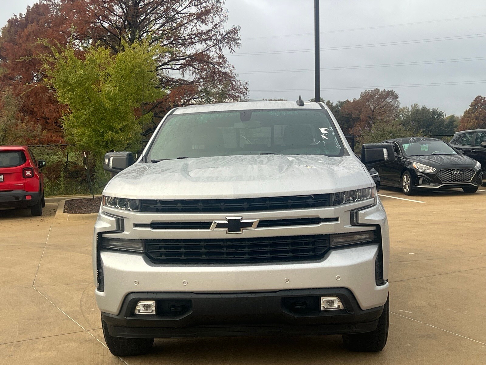 2019 Chevrolet Silverado 1500 RST photo 2