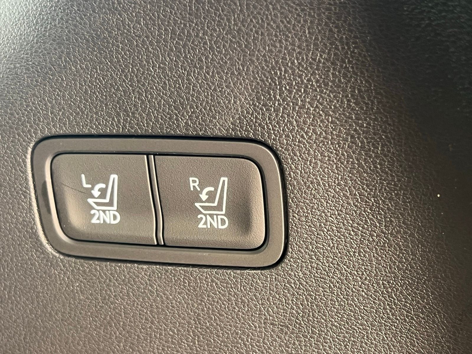 2025 Hyundai Santa Fe SEL - Photo 18