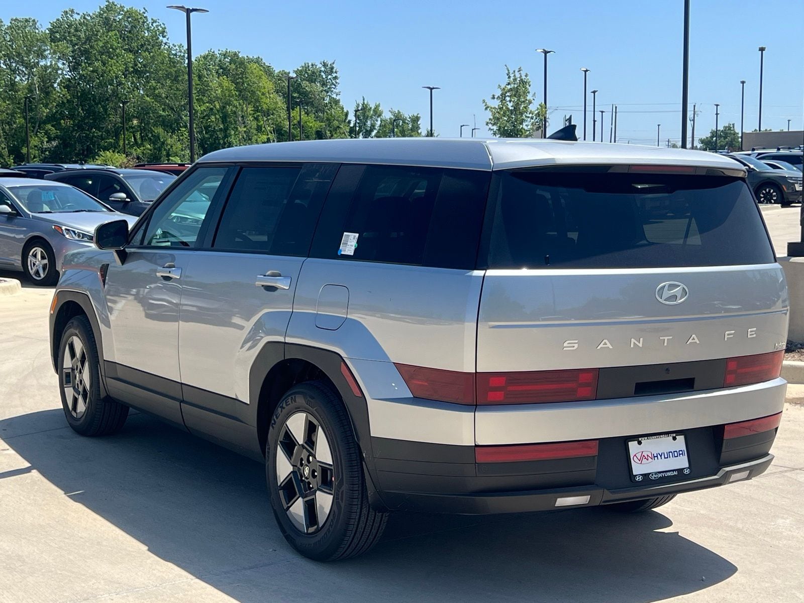 2026 Hyundai Santa Fe SE - Photo 11