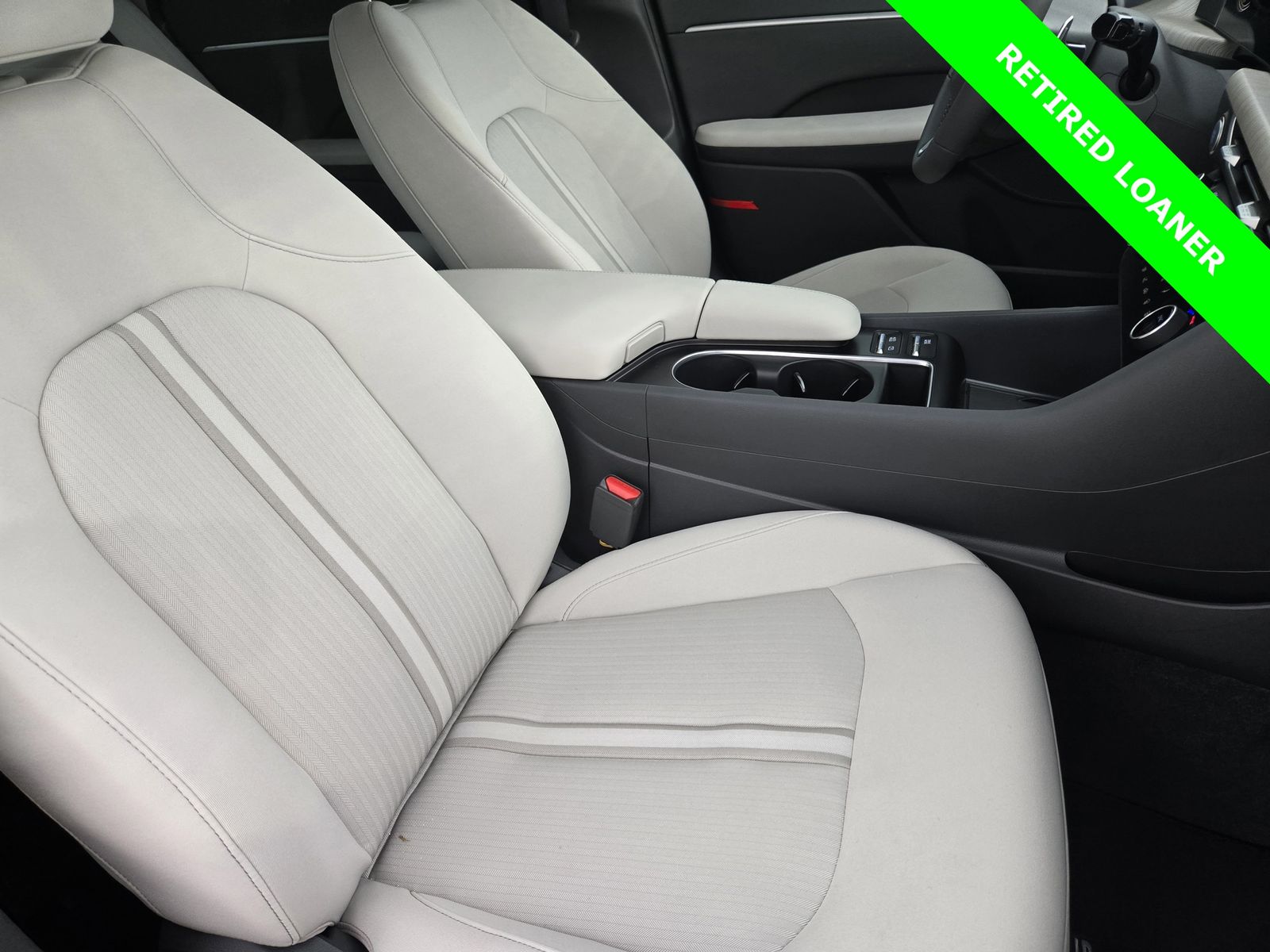 2025 Hyundai Sonata Hybrid SEL - Photo 10