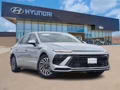 2025 Hyundai Sonata Hybrid SEL Sedan