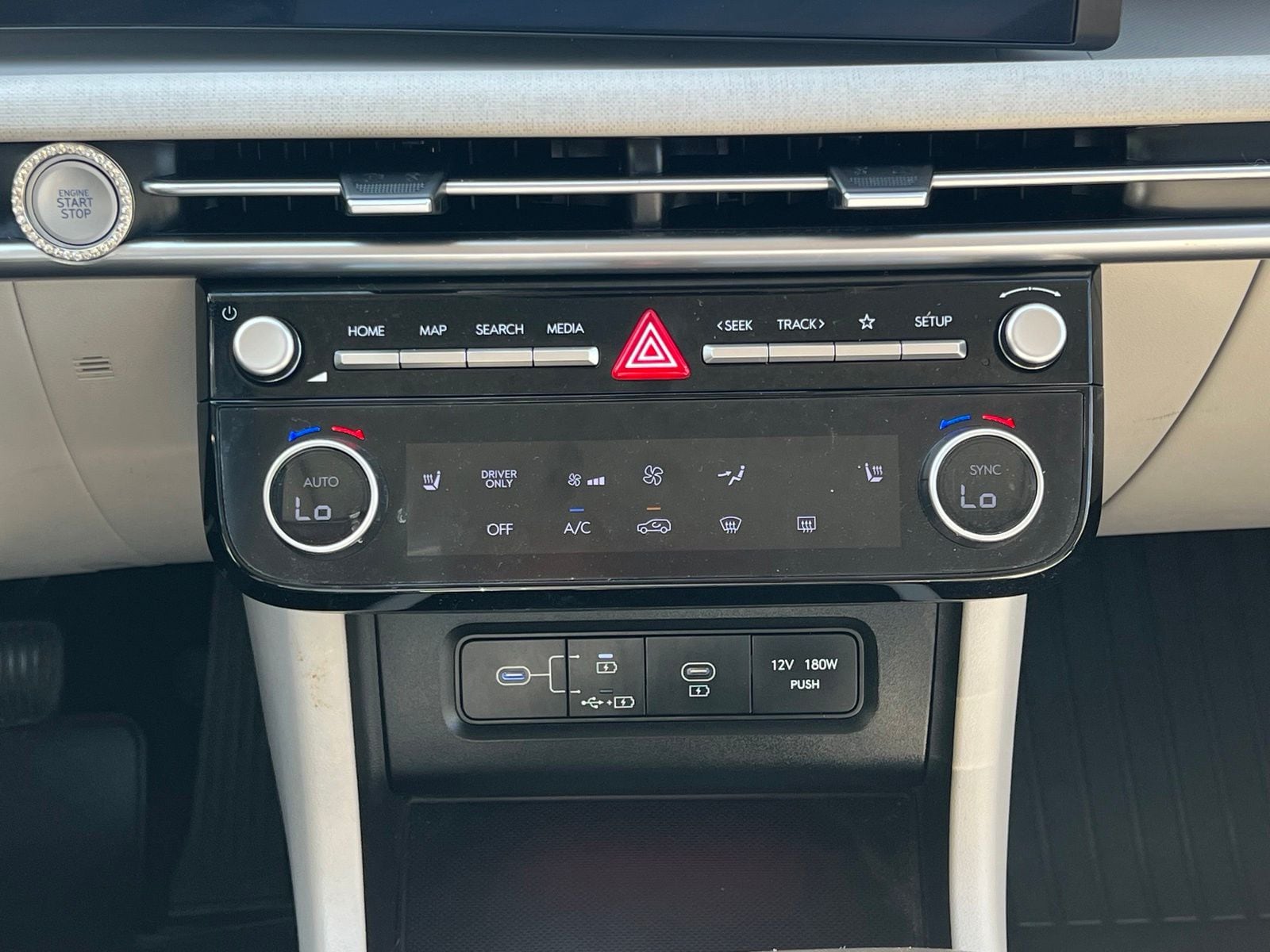 2025 Hyundai Tucson SEL Convenience - Photo 32
