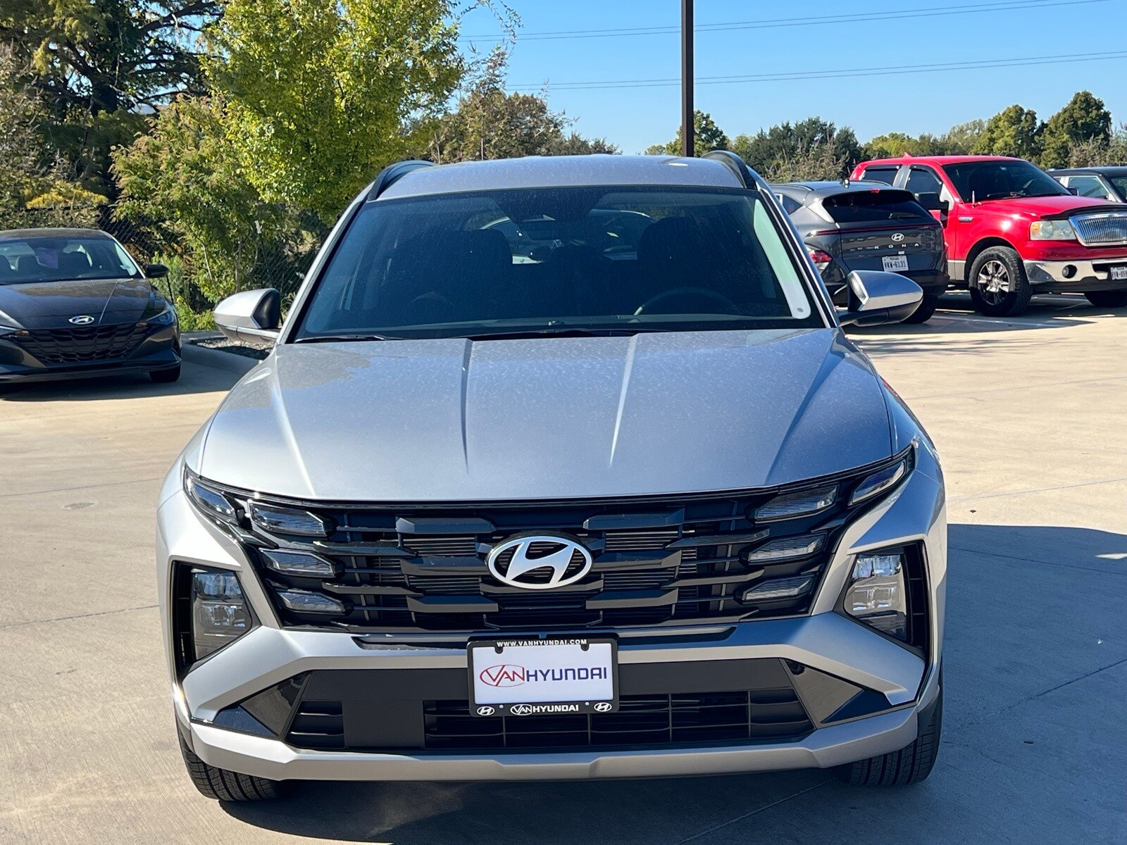 2026 Hyundai Tucson SEL photo 2