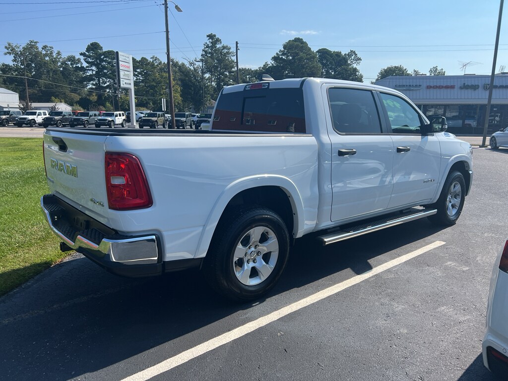 2025 Ram 1500 Big Horn photo 2