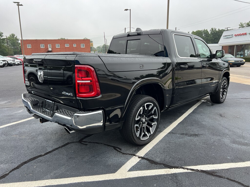 2025 Ram 1500 Limited photo 3