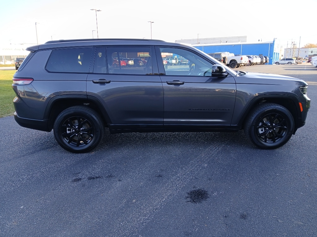 Used 2024 Jeep Grand Cherokee L Altitude Sport Utility