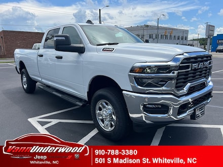 2025 Ram 2500 TRADESMAN CREW CAB 4X4 8' BOX Pickup