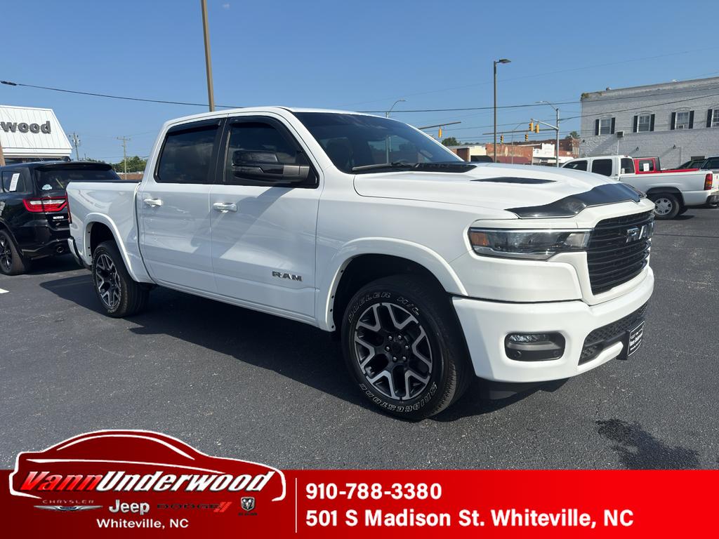 2025 RAM 1500 Laramie 4x4 Crew Cab 5'7's photo