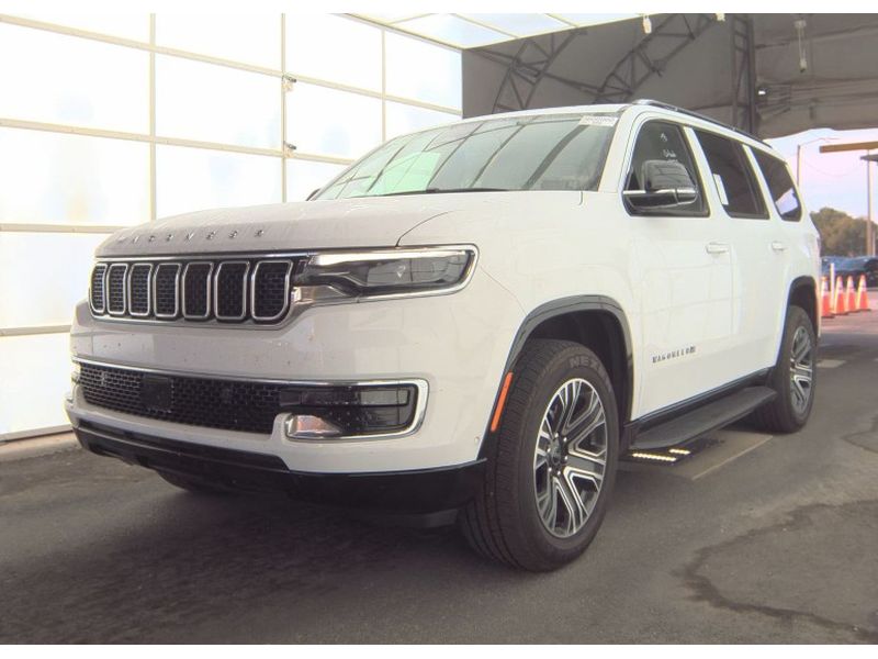 2025 Jeep Wagoneer's photo