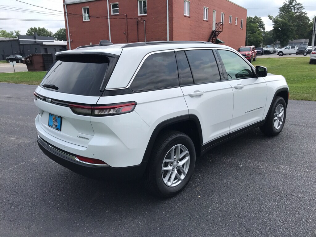 New 2026 Jeep Grand Cherokee LAREDO X 4X2 Sport Utility