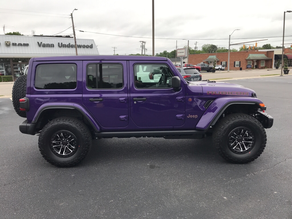 New 2026 Jeep Wrangler 4-DOOR RUBICON X Sport Utility