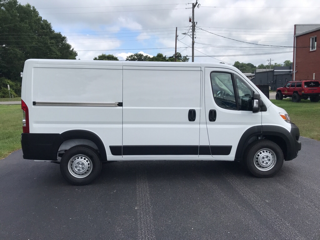 New 2026 Ram Promaster 1500 PROMASTER 1500 TRADESMAN CARGO VAN LOW ROOF 136' W Cargo Van