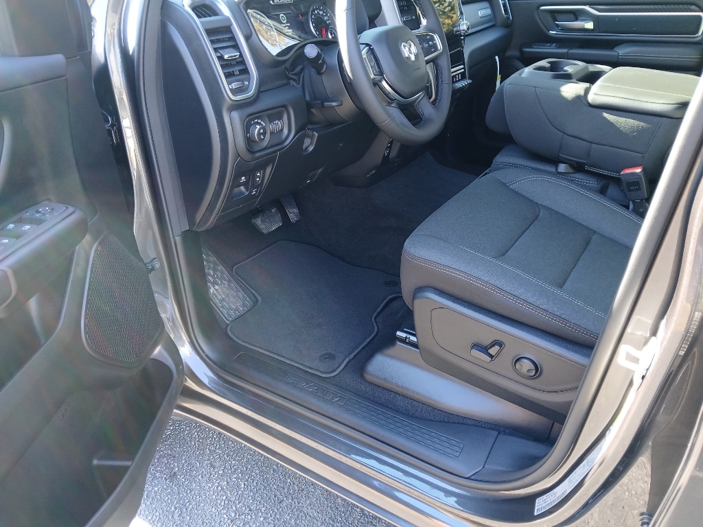 2026 RAM 1500 Big Horn/Lone Star - Photo 8