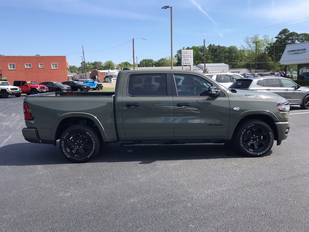 New 2026 Ram 1500 BIG HORN CREW CAB 4X4 5'7 BOX Pickup