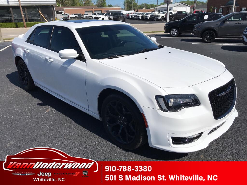 2019 Chrysler 300 S