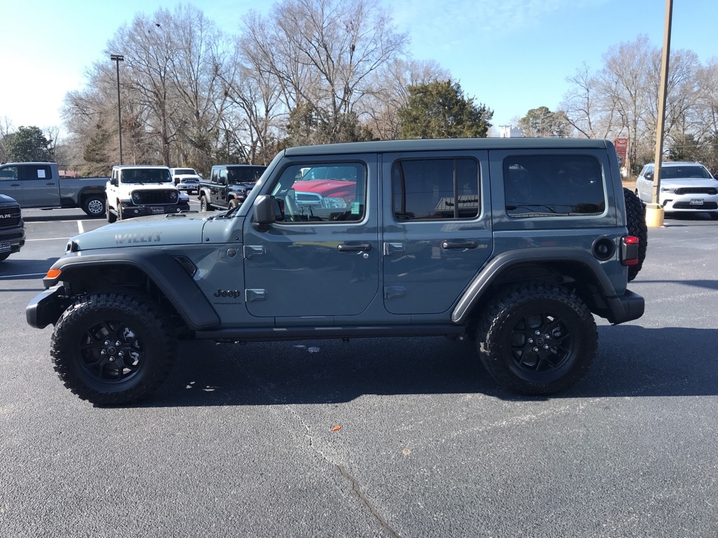 2026 Jeep Wrangler 4-Door Willys - Photo 11