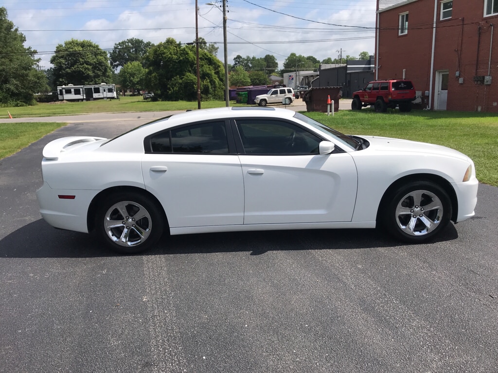 Used 2013 Dodge Charger SXT with VIN 2C3CDXHG4DH522387 for sale in Whiteville, NC