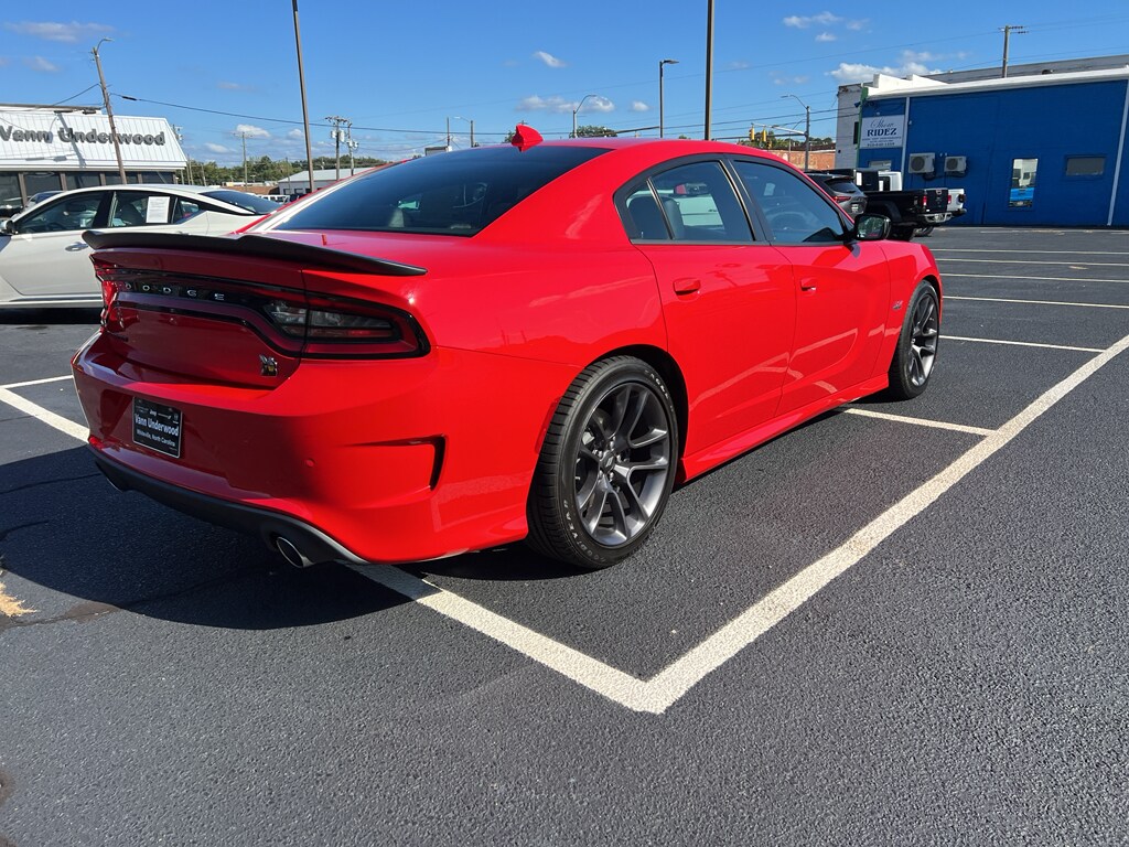 2023 Dodge Charger Scat Pack photo 3