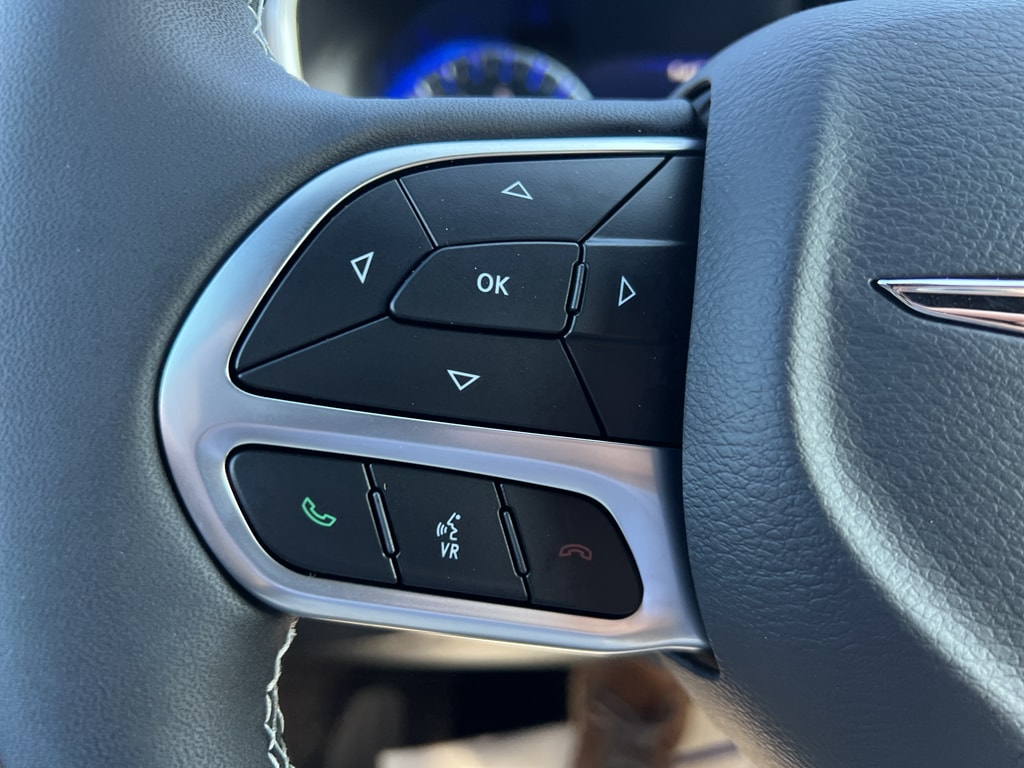 2026 Chrysler Pacifica Select - Photo 28