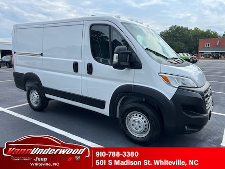 2025 Ram Promaster 1500 PROMASTER 1500 TRADESMAN CARGO VAN LOW ROOF 118' W Cargo Van