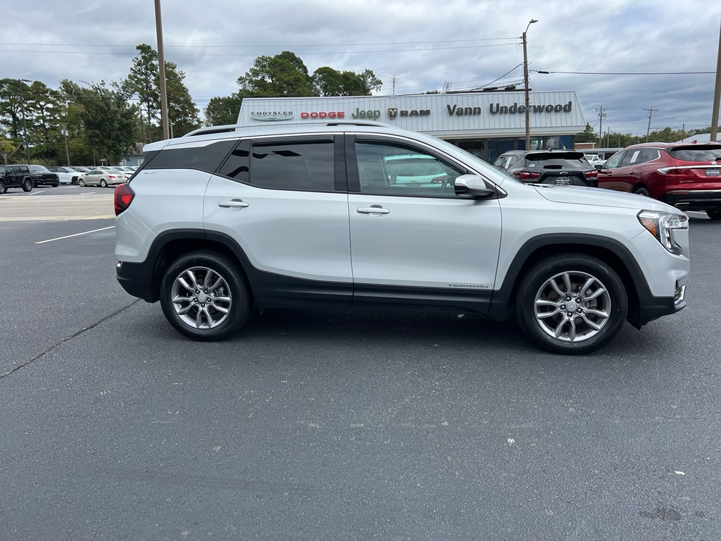 Used 2022 GMC Terrain SLT Wagon