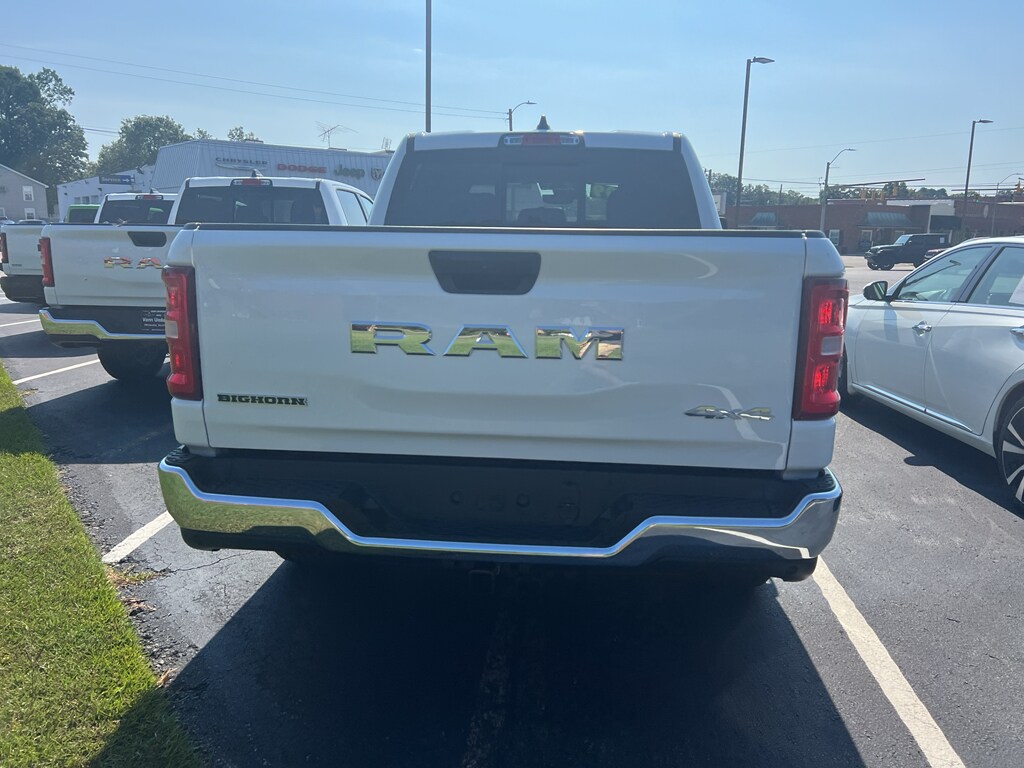 2025 Ram 1500 Big Horn photo 3