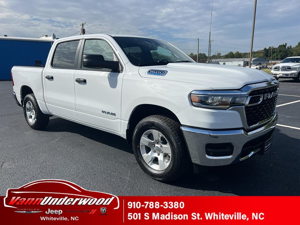 New 2025 Ram 1500 TRADESMAN CREW CAB 4X4 5'7 BOX Pickup