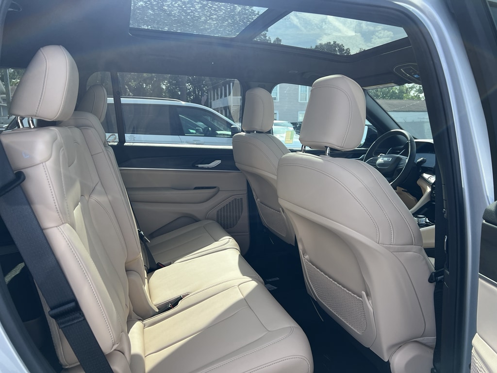 2025 Jeep Grand Cherokee L Limited - Photo 23