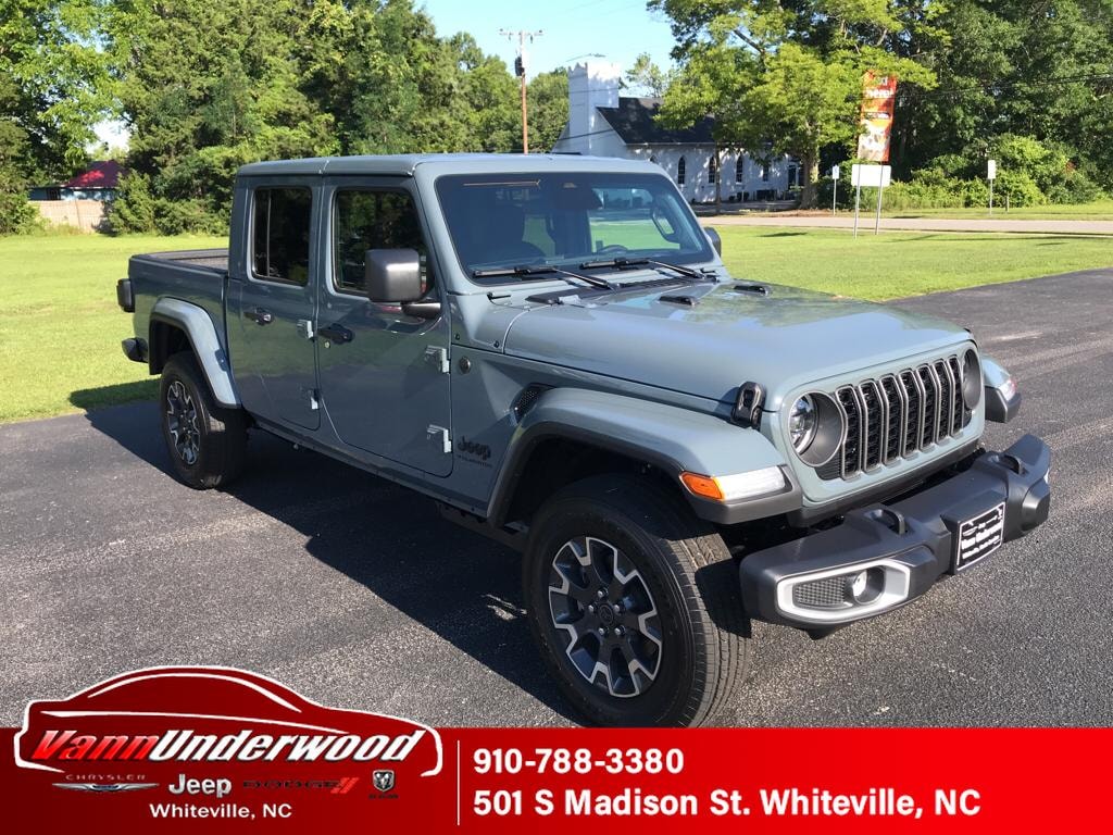 New 2026 Jeep Gladiator SAHARA 4X4 Pickup