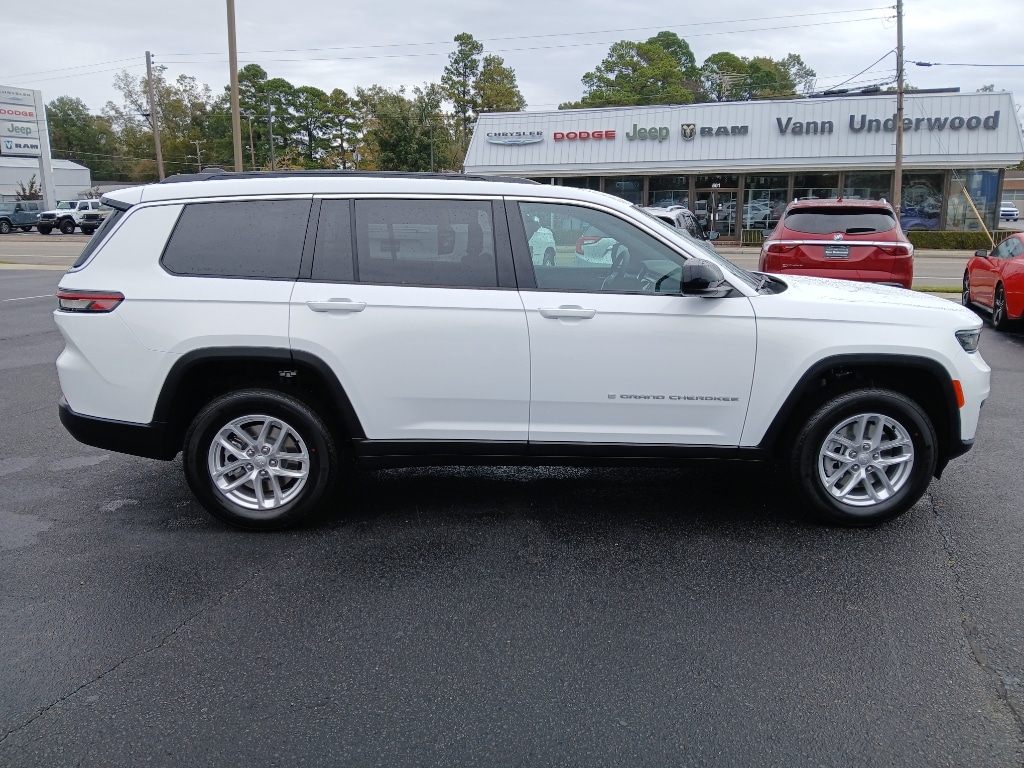 New 2025 Jeep Grand Cherokee L L LAREDO X 4X2 Sport Utility