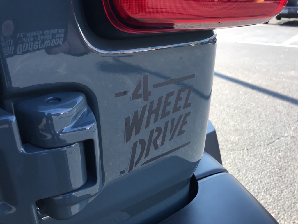 2026 Jeep Wrangler 4-Door Willys - Photo 36