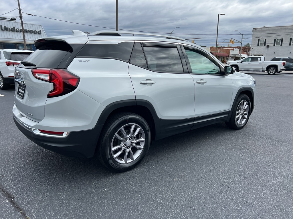 Used 2022 GMC Terrain SLT Wagon