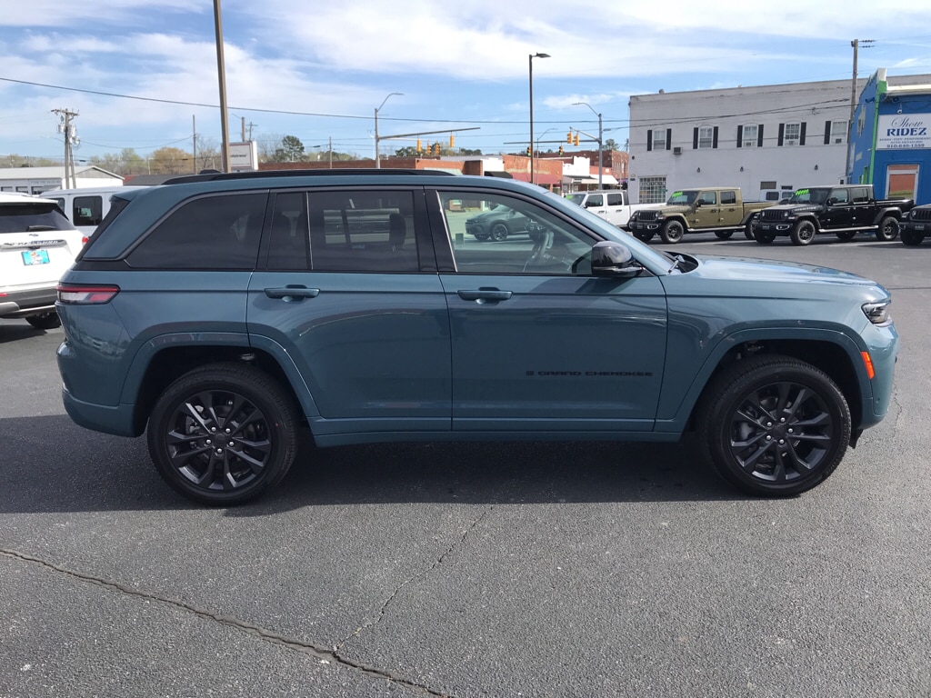 New 2026 Jeep Grand Cherokee LIMITED RESERVE 4X4 Sport Utility