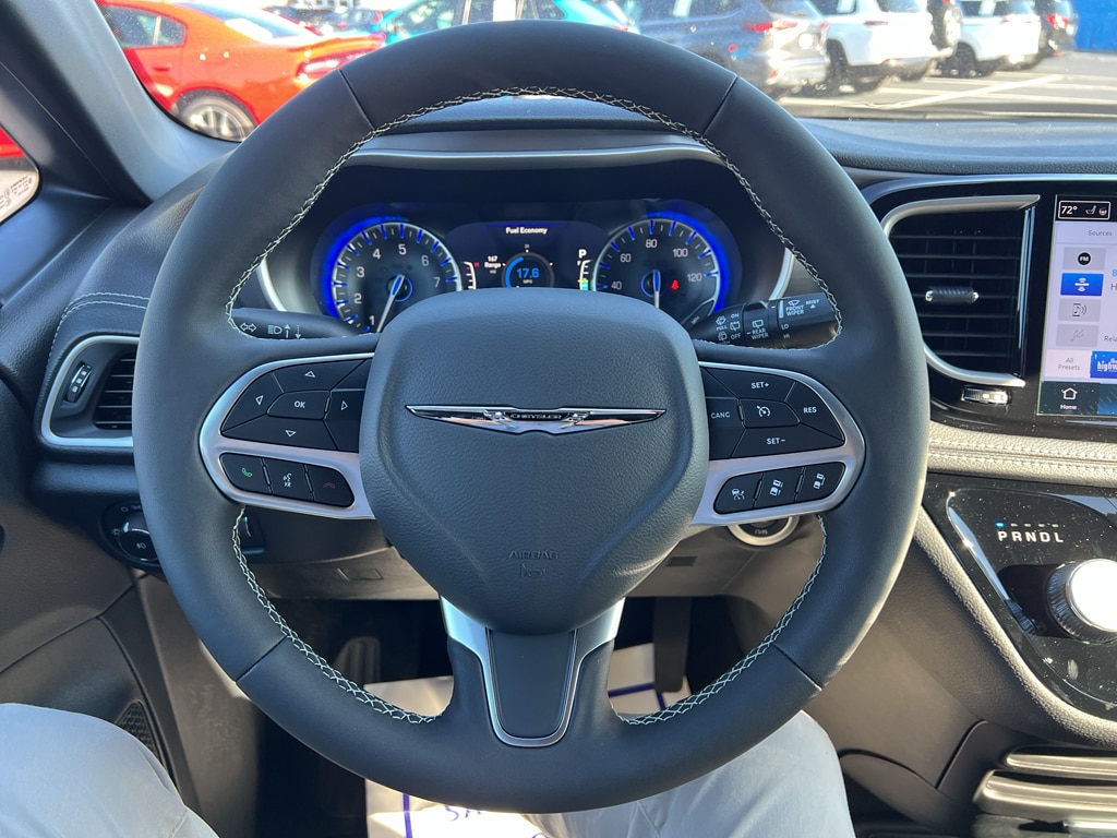 2026 Chrysler Pacifica Select - Photo 26