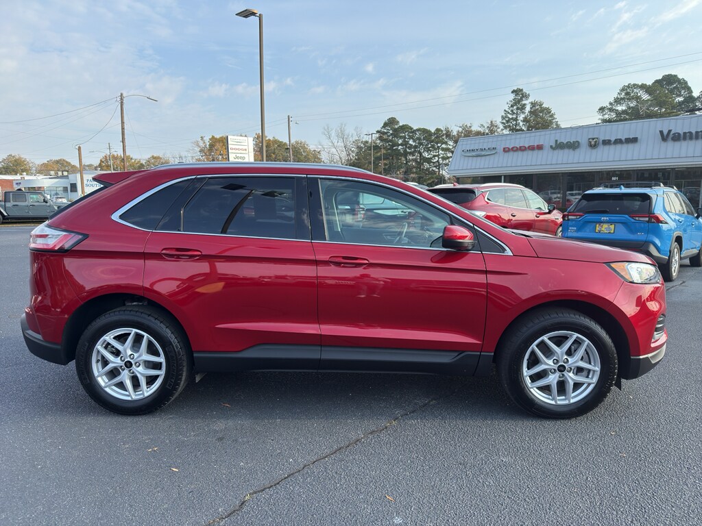 2024 Ford Edge SEL Sport photo 2