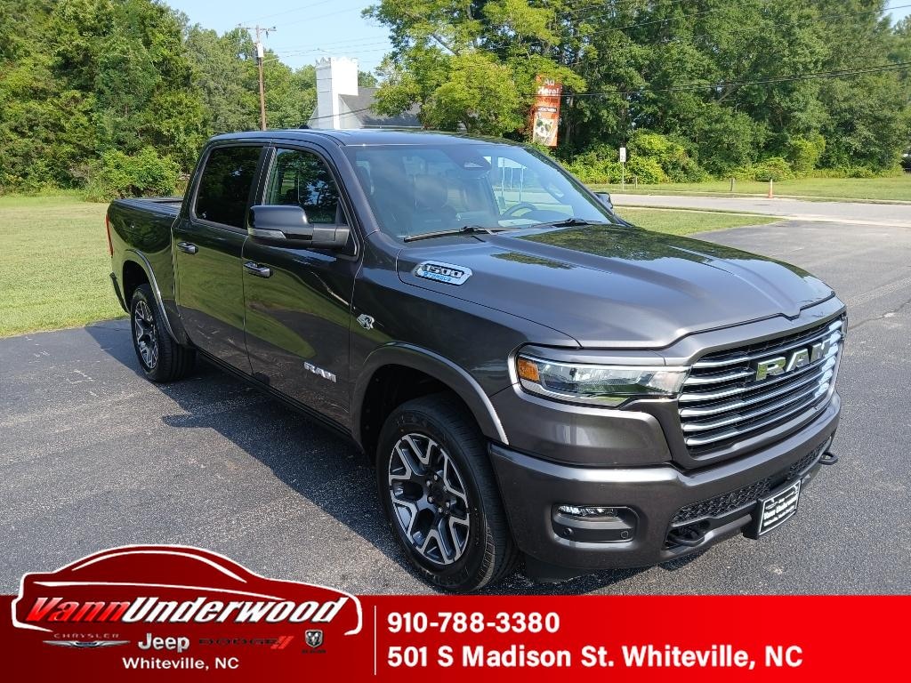New 2026 Ram 1500 LARAMIE CREW CAB 4X4 5'7 BOX Pickup