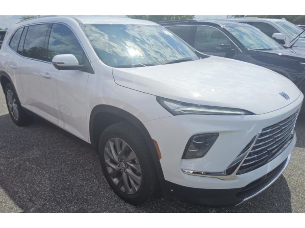 Used 2026 Buick Enclave Preferred Sport Utility