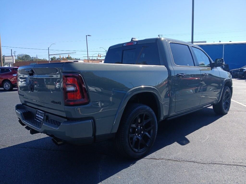 2026 Ram 1500 Laramie photo 3