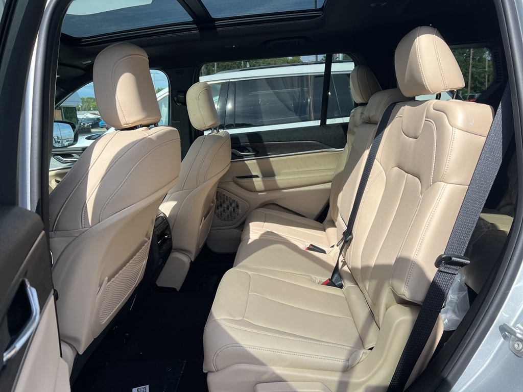 2025 Jeep Grand Cherokee L Limited - Photo 14