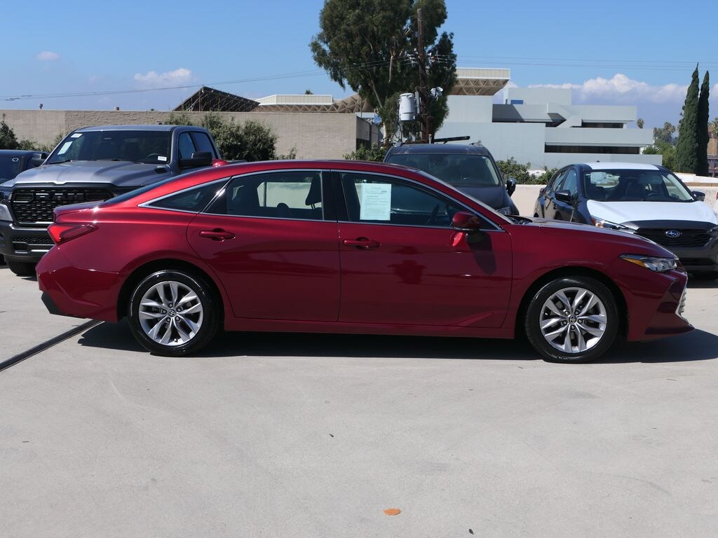 Used 2022 Toyota Avalon XLE Sedan