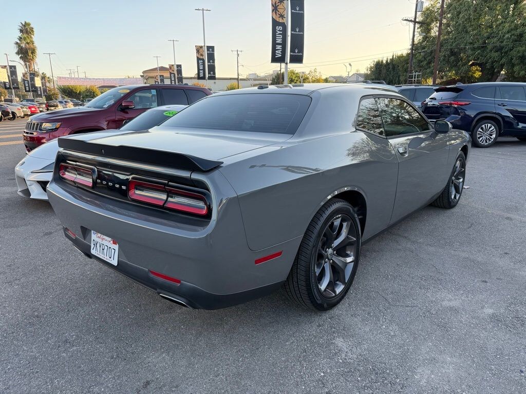 Used 2018 Dodge Challenger SXT Coupe