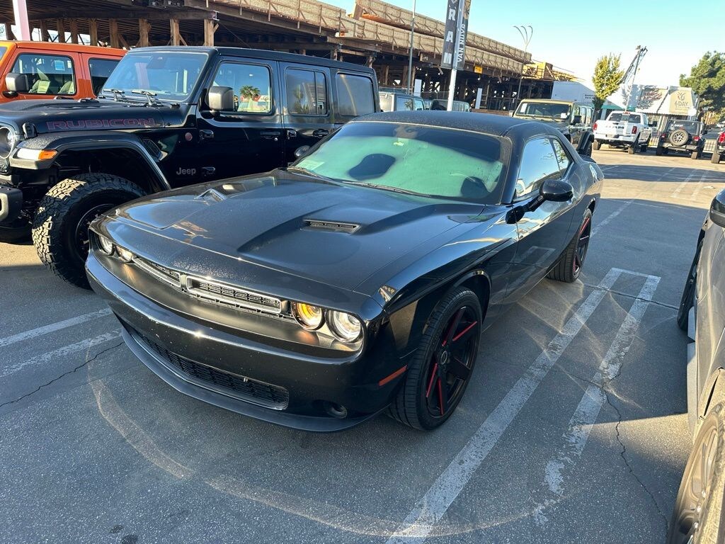 Used 2022 Dodge Challenger SXT Coupe