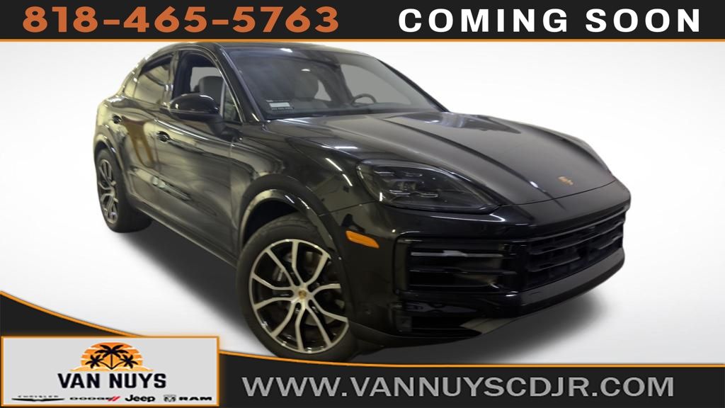 2024 Porsche Cayenne -'s photo