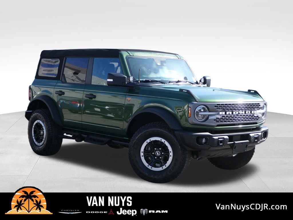 2023 Ford Bronco 4-Door Badlands