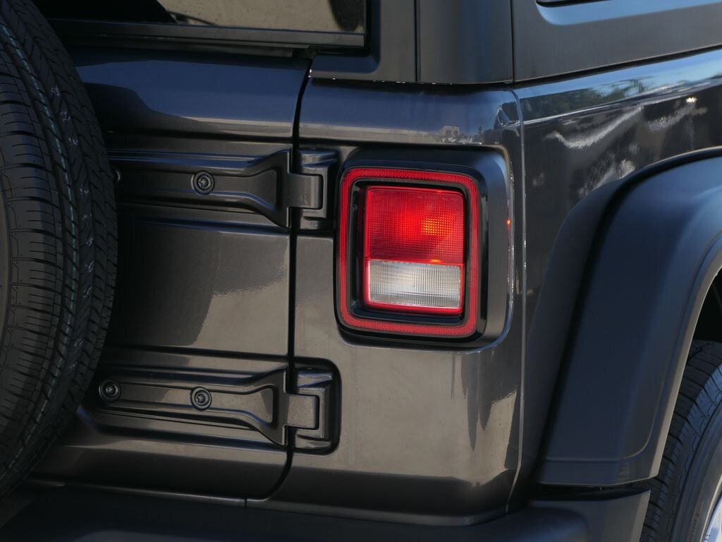 Used 2020 Jeep Wrangler Sport SUV