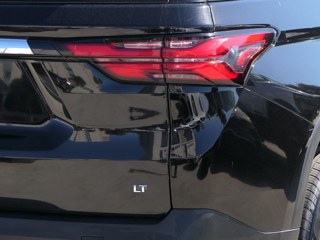 Used 2023 Chevrolet Traverse LT Cloth w/1LT SUV