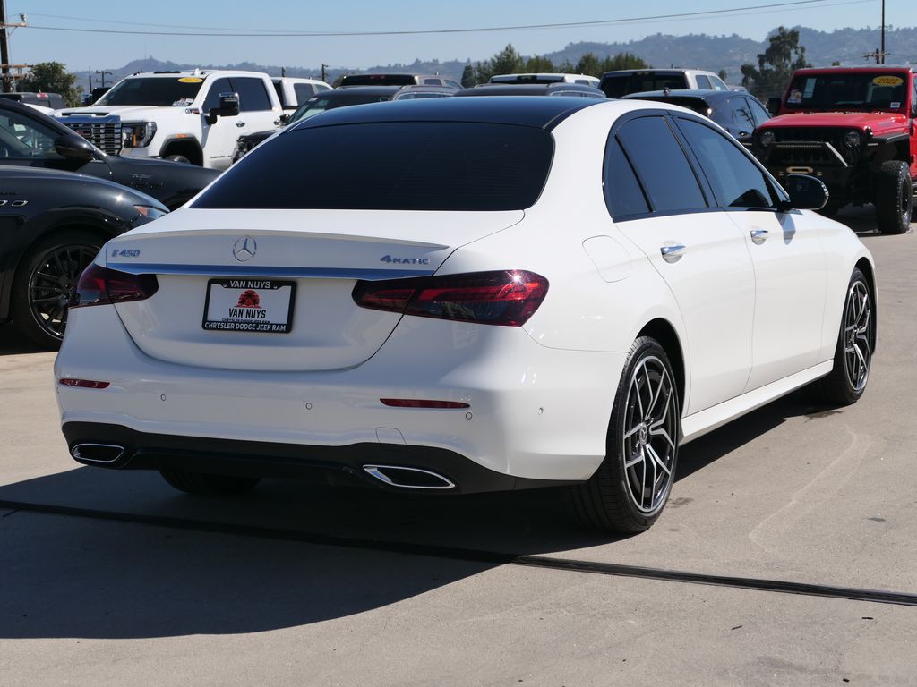 2022 Mercedes Benz E 450 4MATIC photo 3